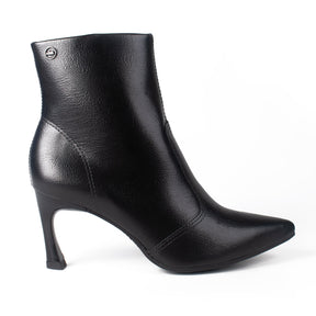 Bota de Cano Curto Preta