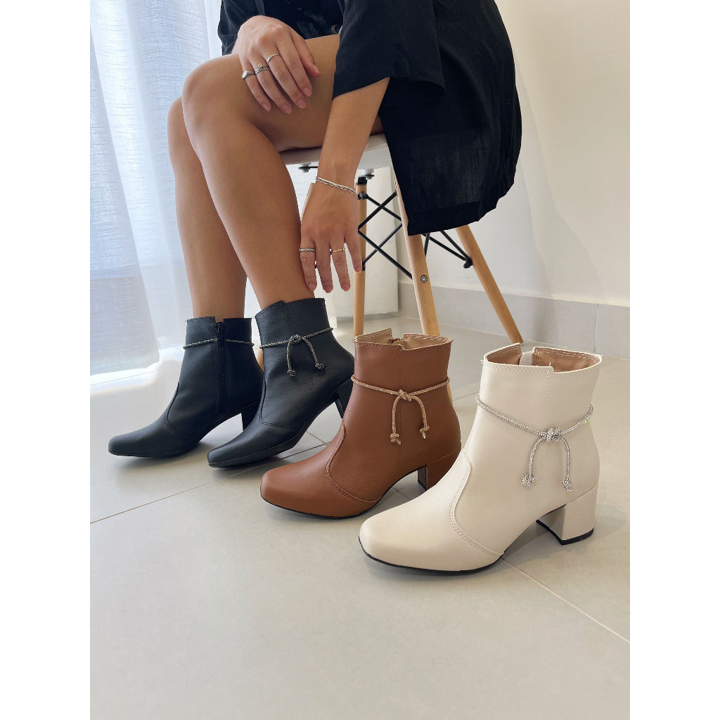 Bota Feminina Com Brilho Salto Baixo Grosso